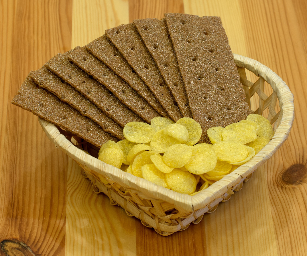 Rye bread with corn flakes