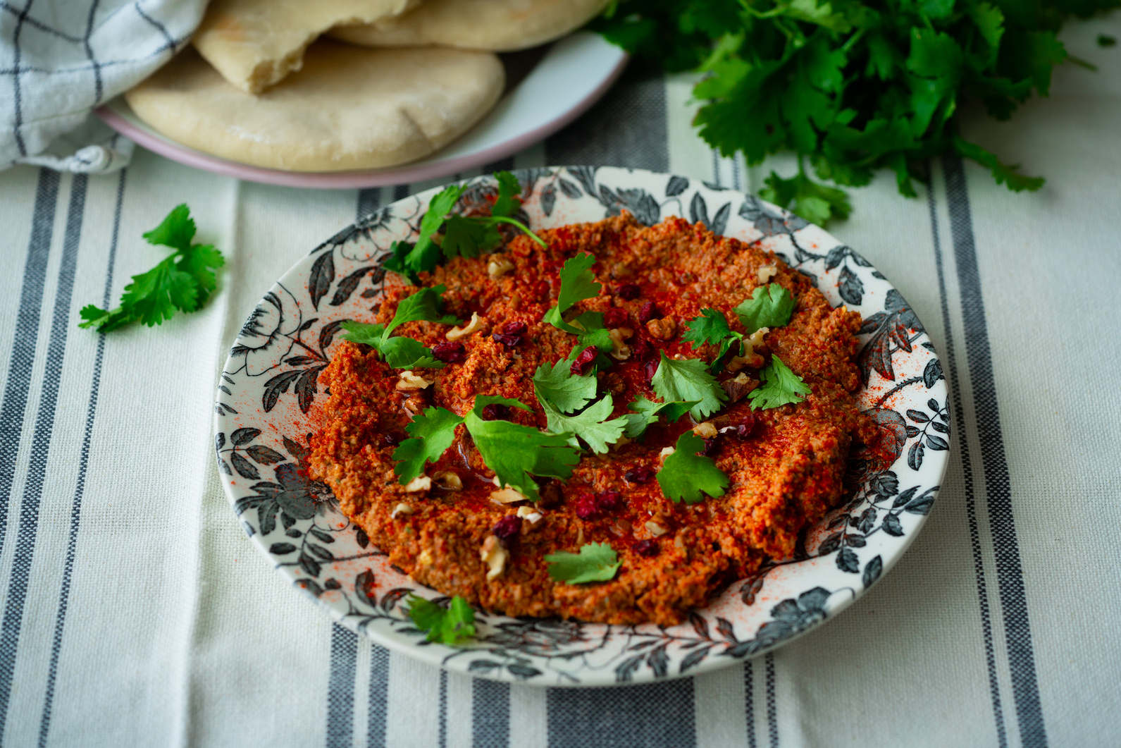 Muhammara with white pita bread