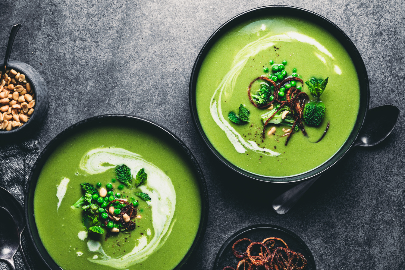Green peas cream soup